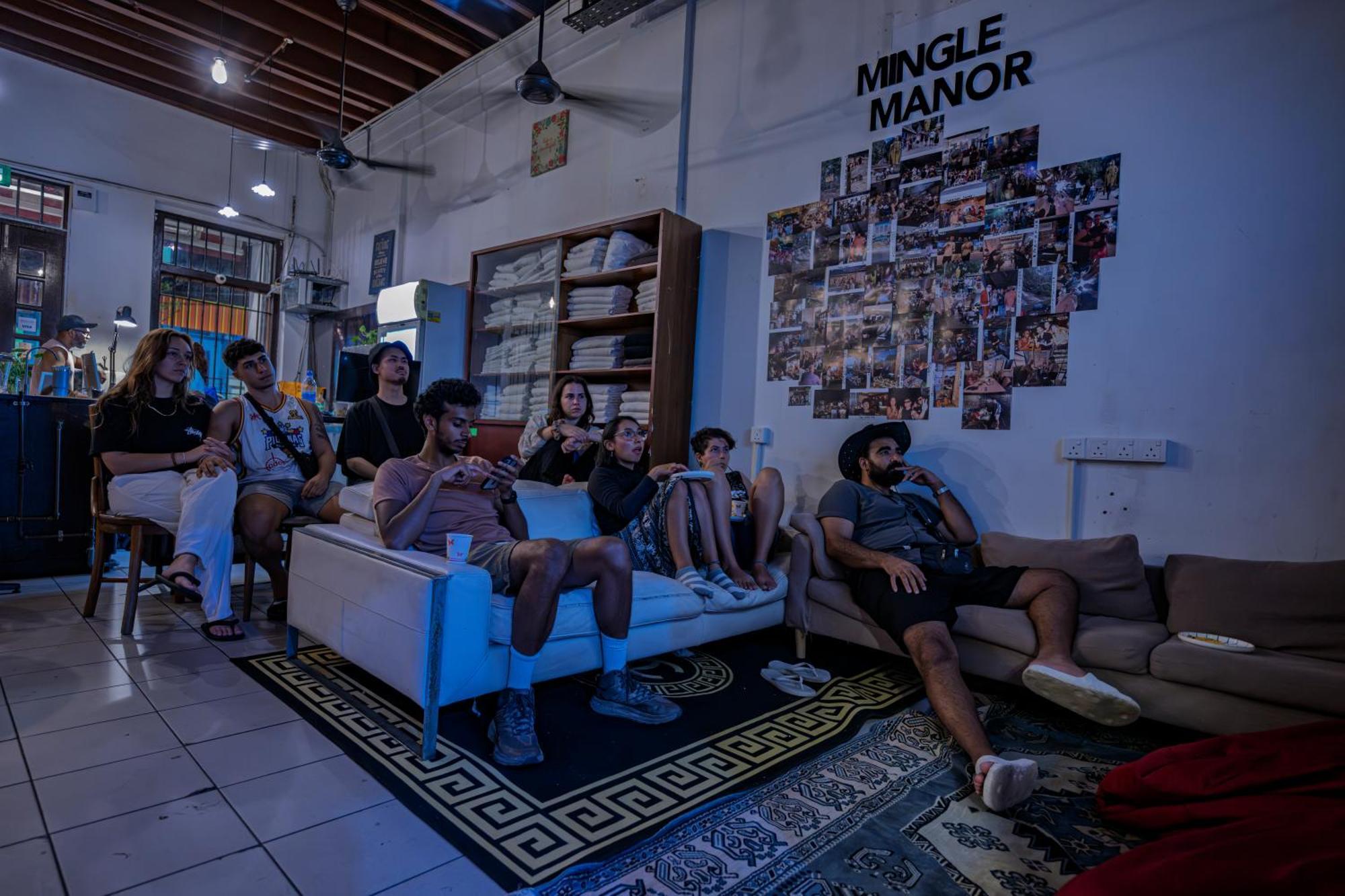 The Manor By Mingle - Poolside Access Next Door — Photos 3